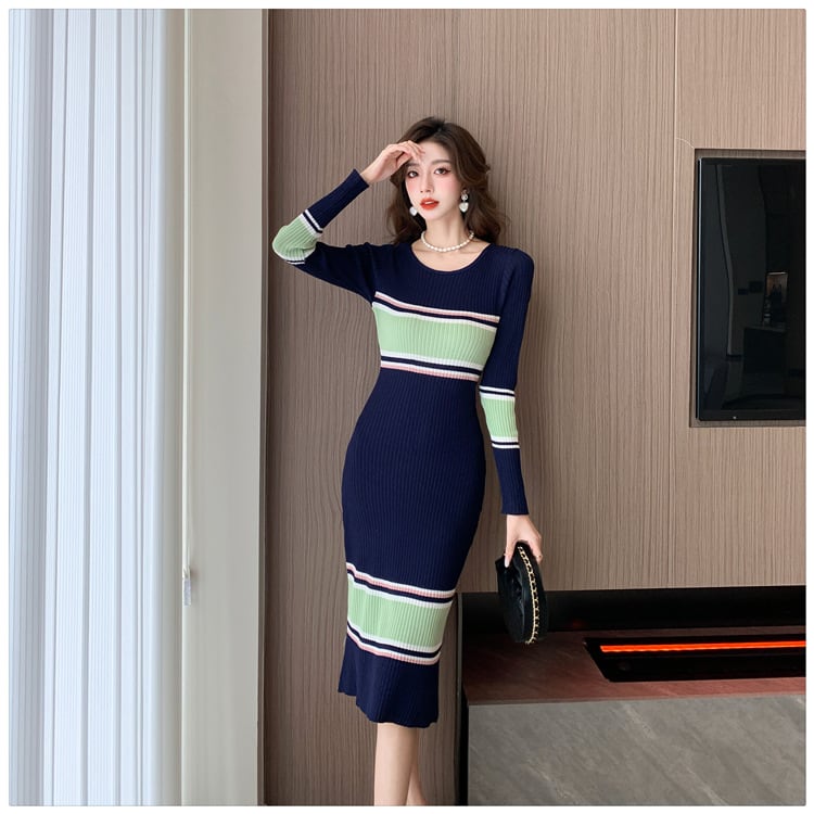 【dress】ボーダー柄配色ニットワンピース　M18172