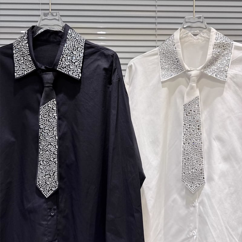 【tops】ラインストーン付きシャツ Q7896