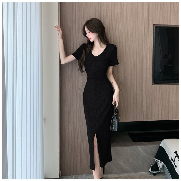 【dress】人気を独占中 ファッションスリットワンピース　M16889