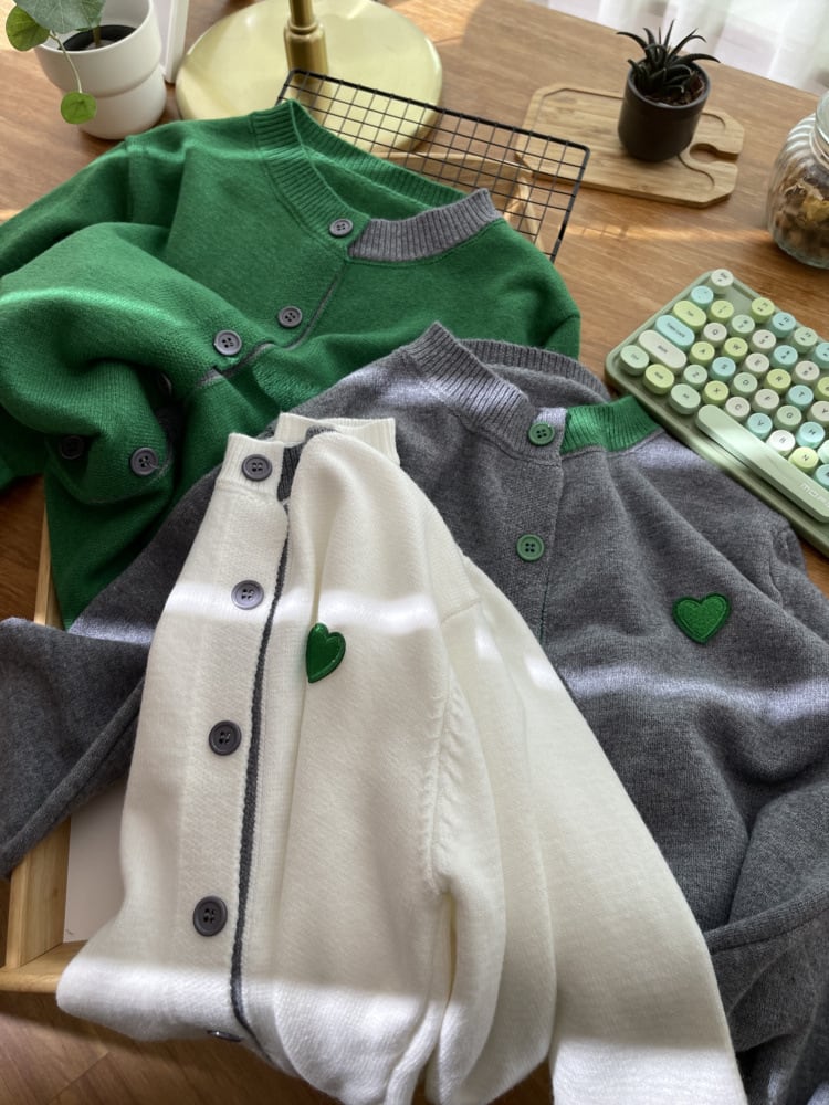 【outer】刺繍ニットカーデ　M18107