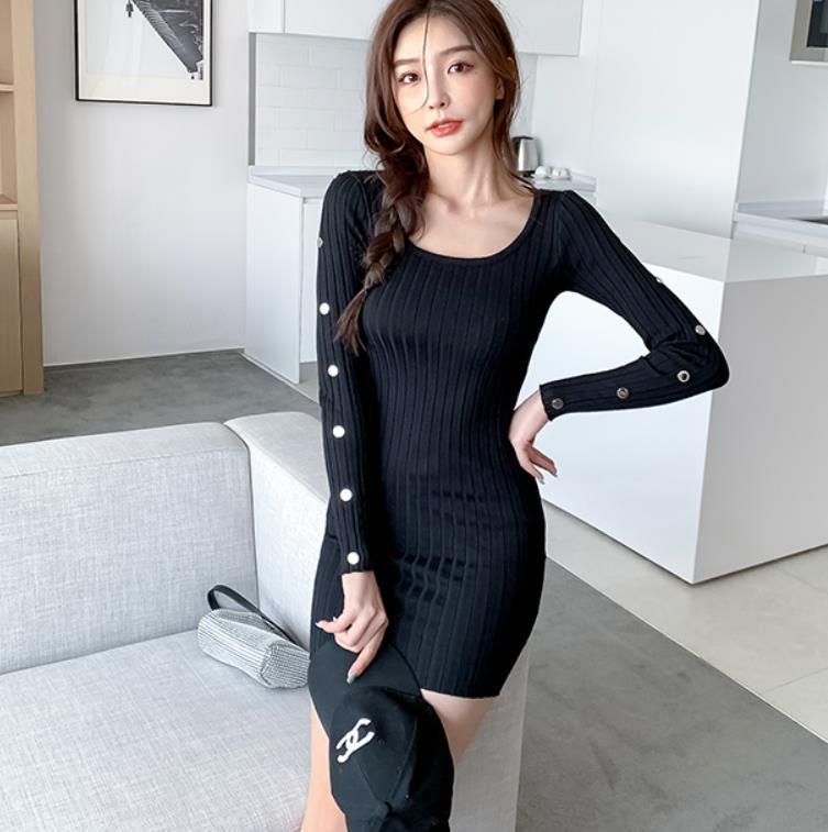 【dress】絶対欲しいボタンデザインニットワンピース　M17653