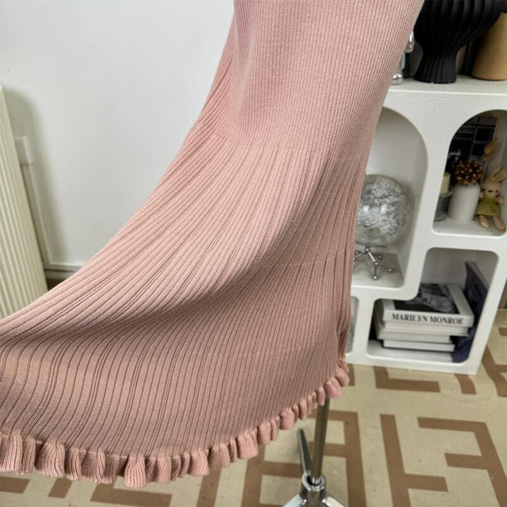 【dress】袖ファーロングニットワンピース Q7811