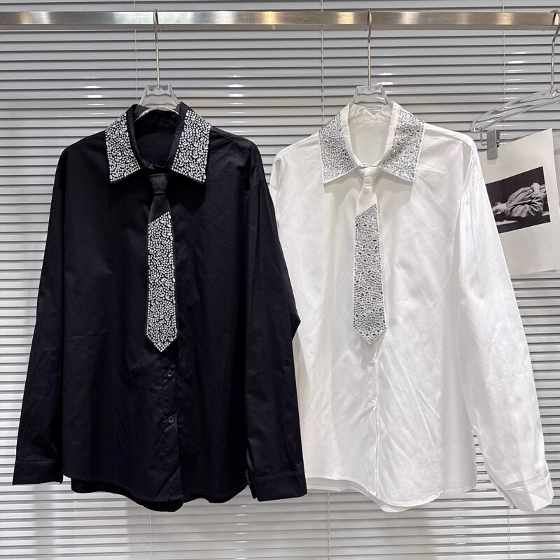 【tops】ラインストーン付きシャツ Q7896