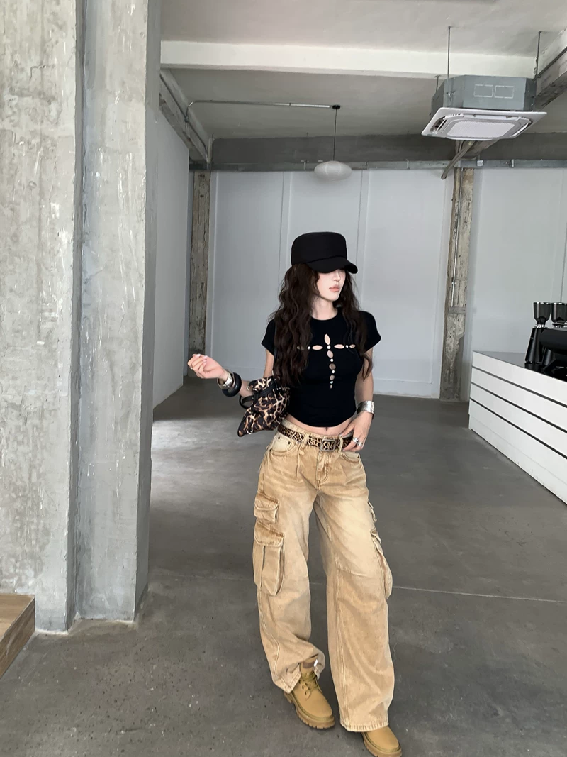【tops】フロントカット半袖トップス Q8571