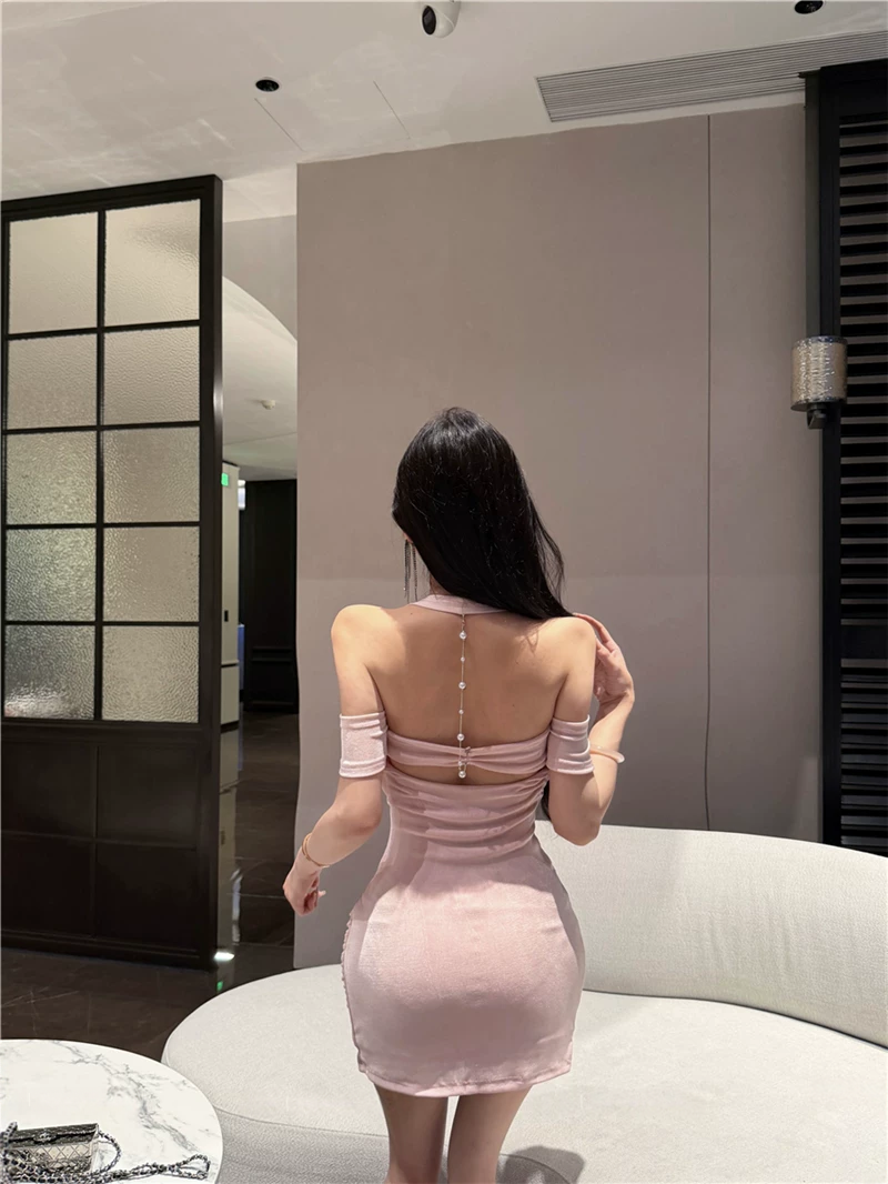 【dress】ホルターネックミニワンピース Q8560