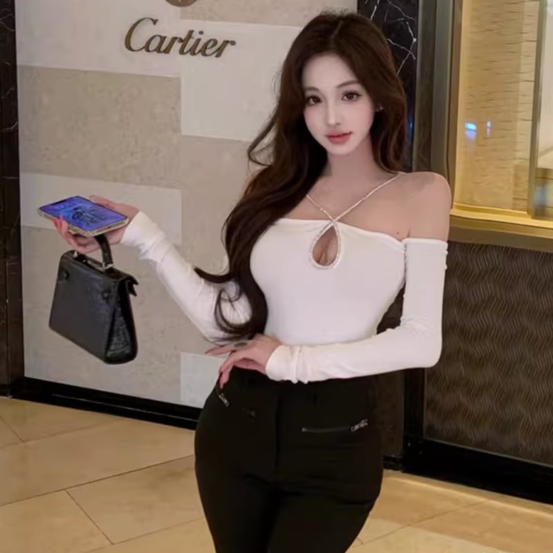【tops】ホルターネックフロントカットトップス Q7808