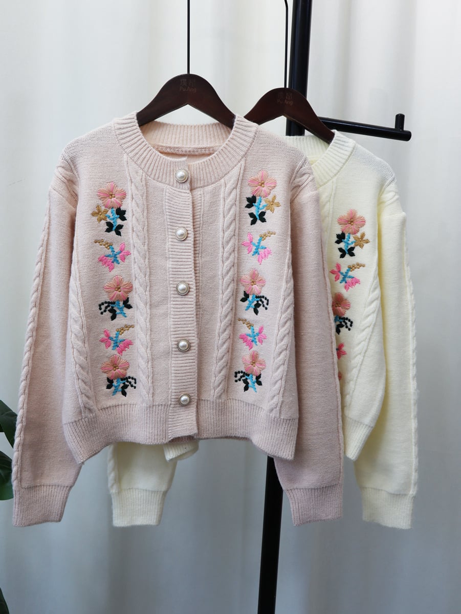 【outer】刺繍クルーネックニットカーディガン　M17783