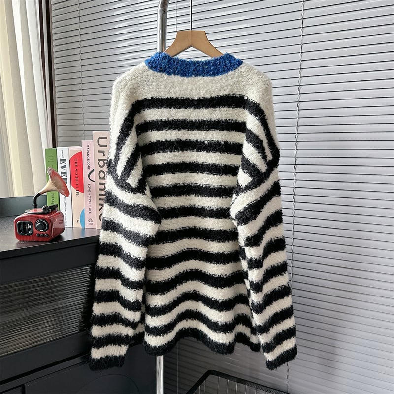 【tops】クルーネックニットセーター　M18970