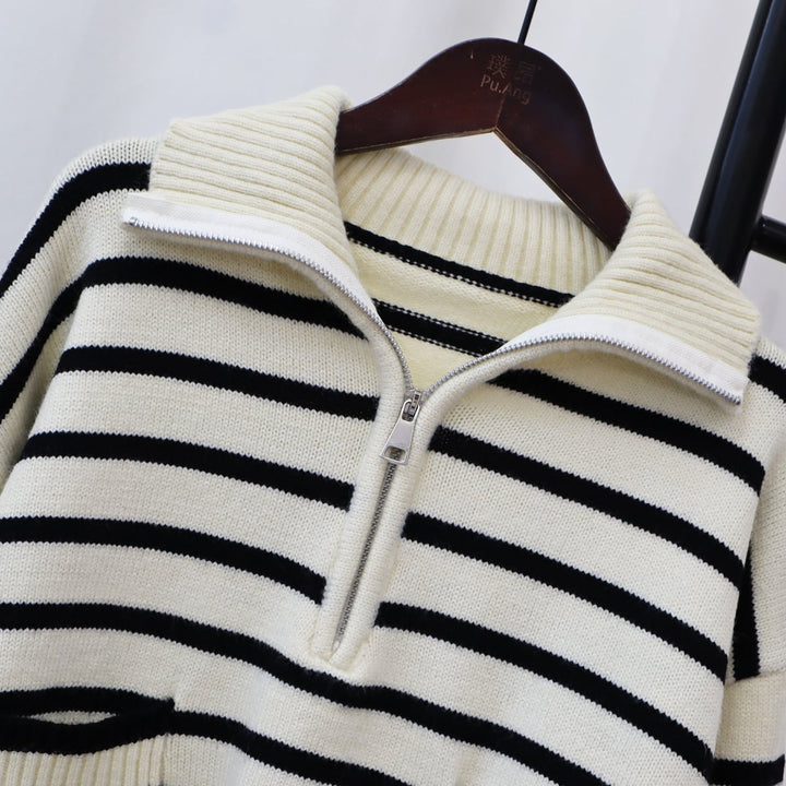 【tops】クルーネックボーダー柄ニットセーター　M17997