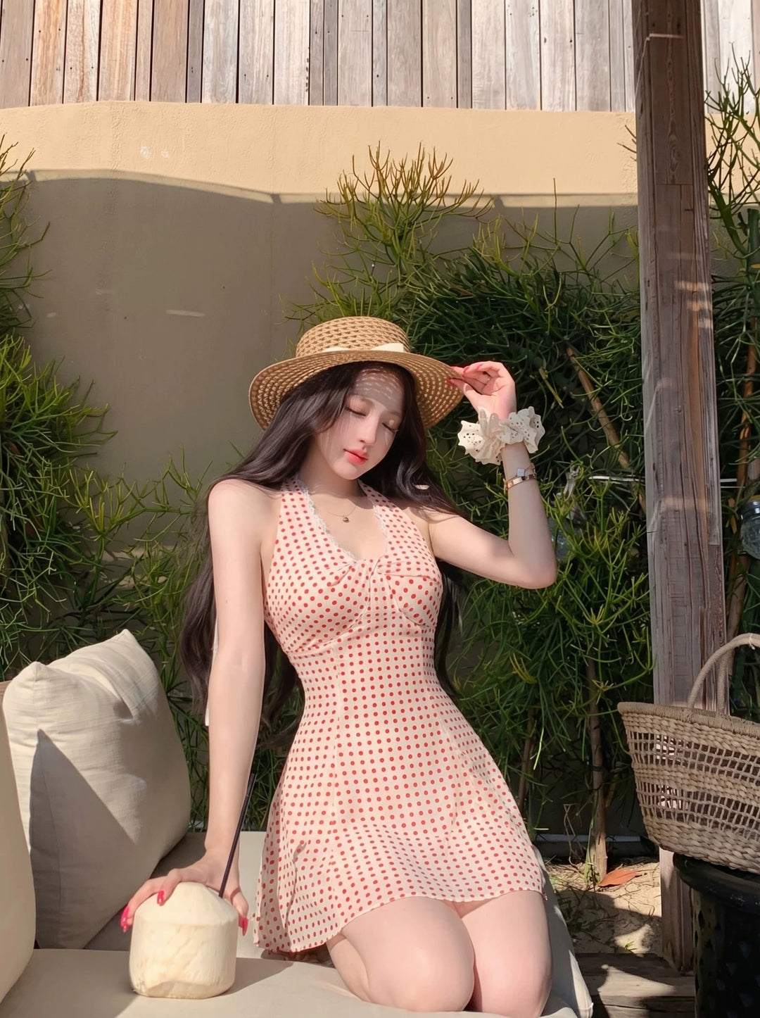 【dress】ドット柄ホルターネックミニワンピース Q8497