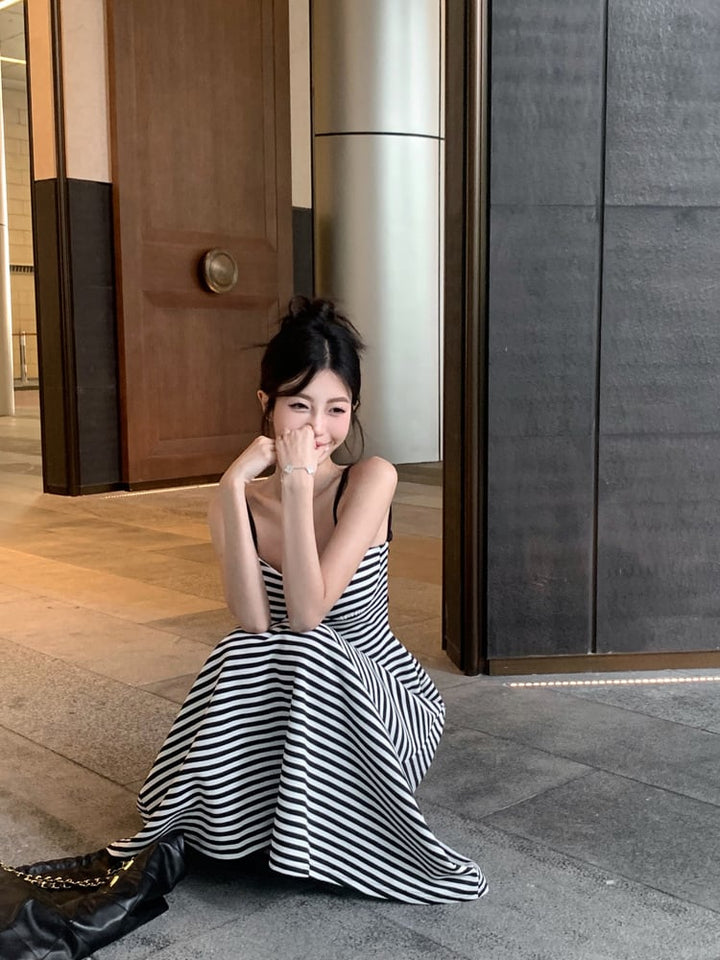 【dress】バックレスキャミワンピース　M24122