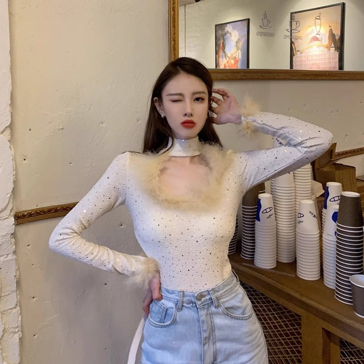 【tops】ファーキラキラカットワークトップス　M18075