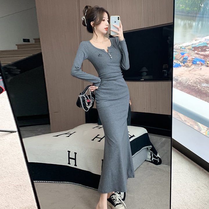 【dress】マーメイドVネックワンピース　M18284