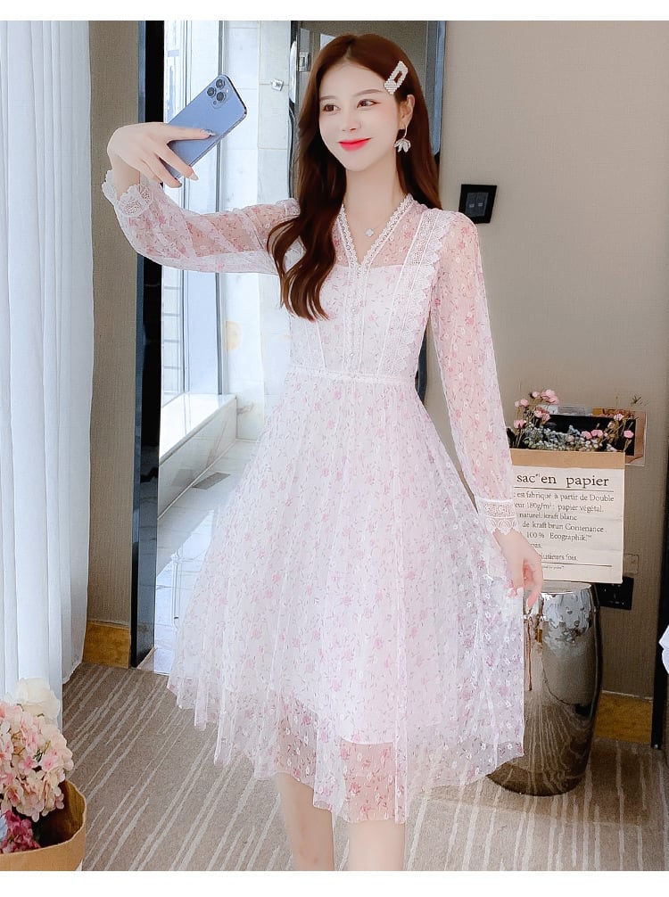 【dress】人気アイテム ! スウィートレース花柄ワンピース　M17265