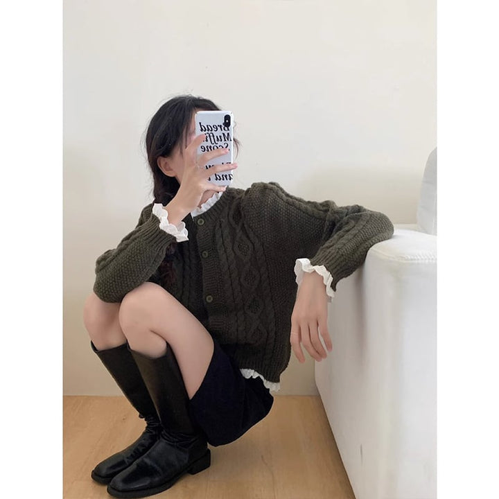【outer】レース切り替えニットカーデ　M18149
