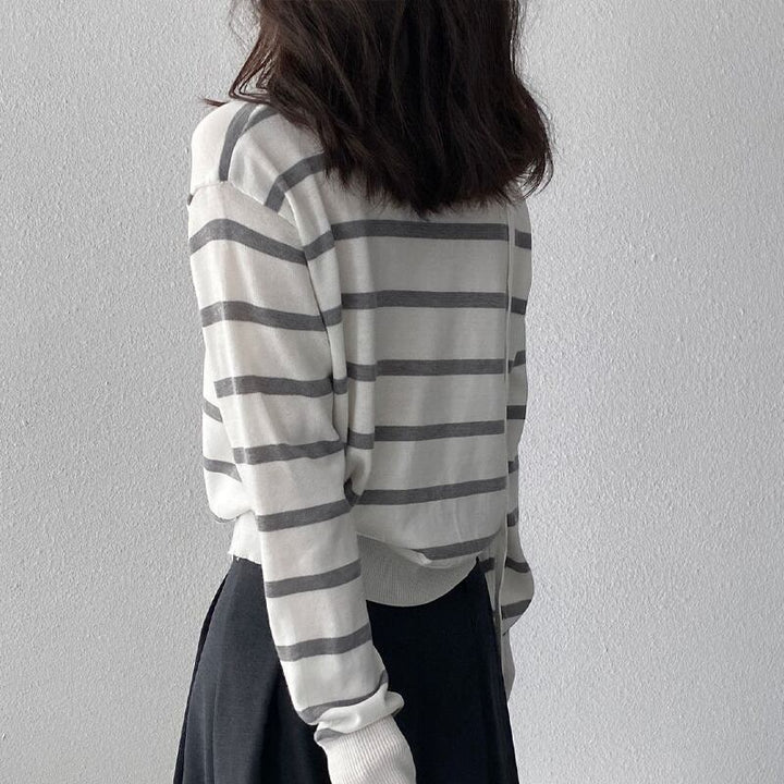 【tops】スカーフ付きボーダー柄ニットトップス Q8284