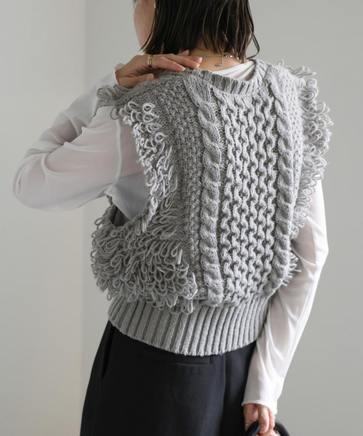 【tops】Vネックベスト　M26625
