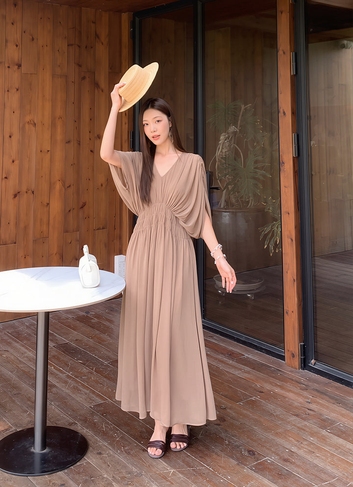 【dress】Vネックギャザーロングワンピース Q8756