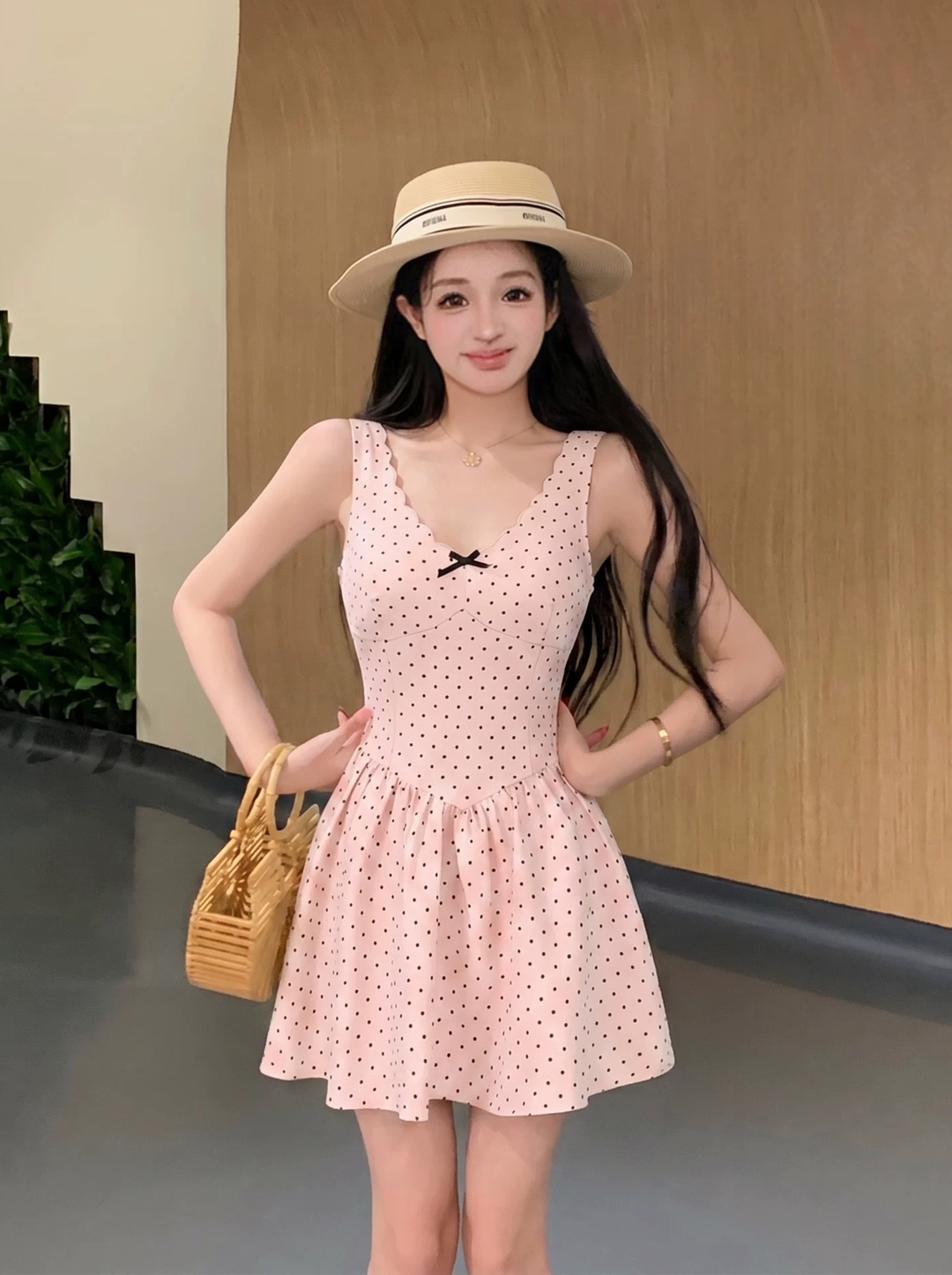 【dress】ドット柄ノースリーブミニワンピース Q8563