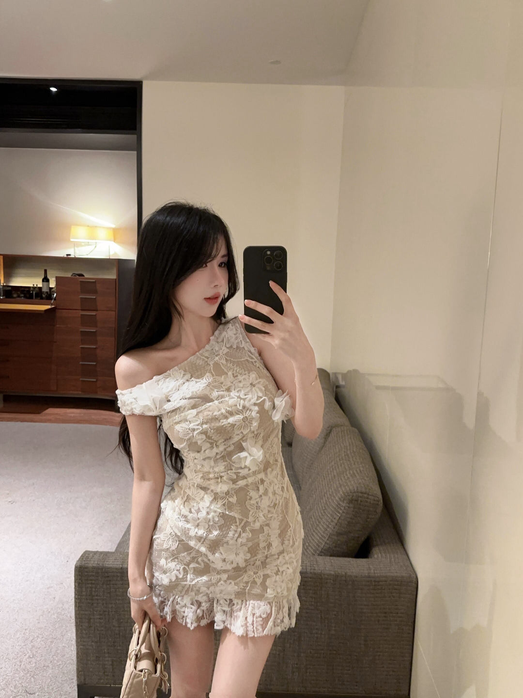 【dress】オフショルダー刺繍レースワンピース　M30262