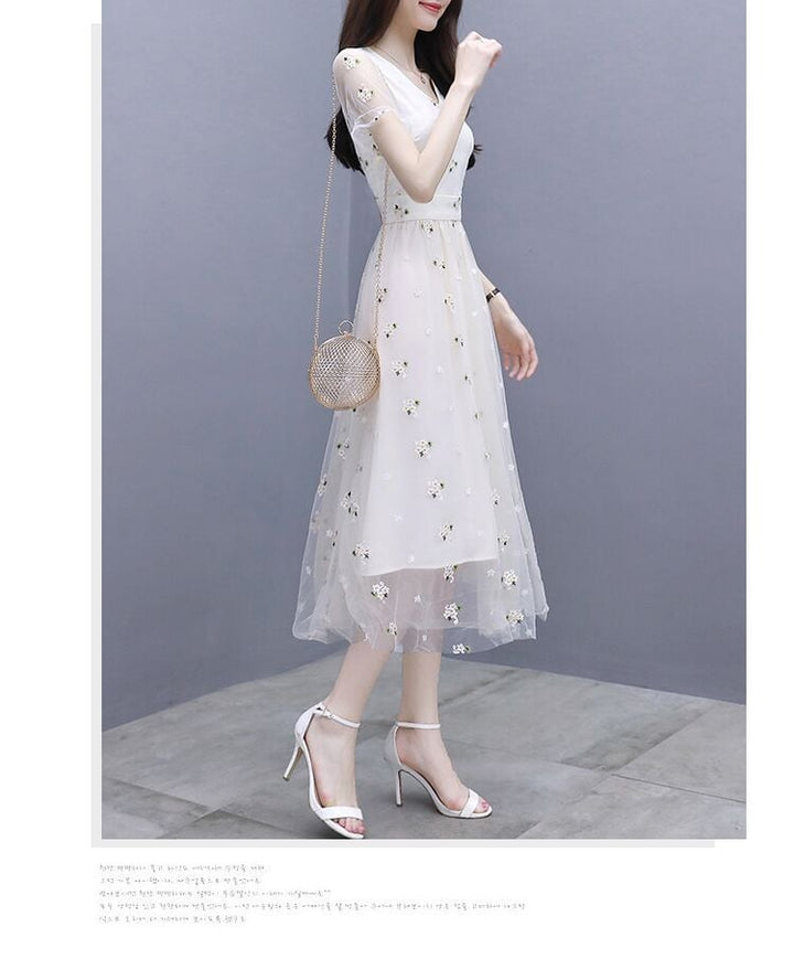 【dress】話題沸騰中 オシャレスウィート花柄ワンピース　M16806