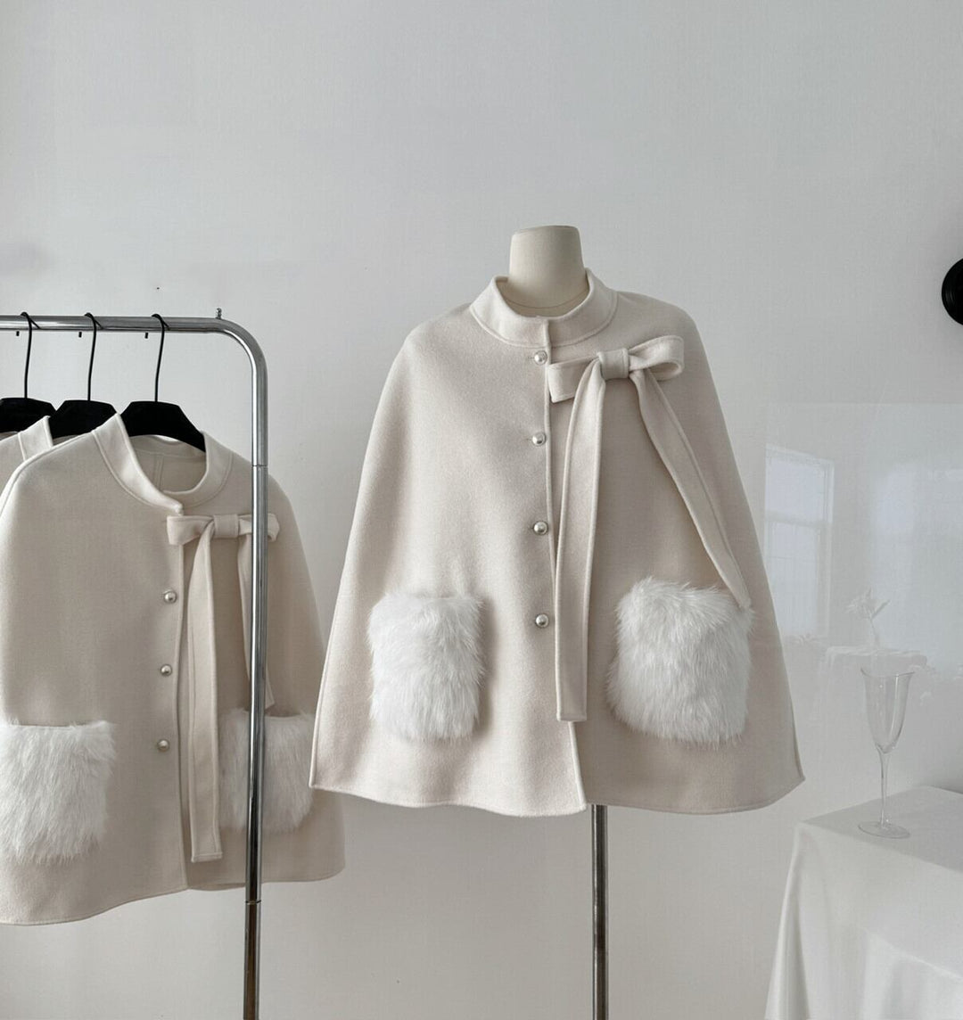 【outer】ポケファーケープコート　M27597