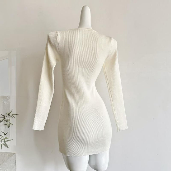 【dress】ビーズチェーンドッキングニットワンピース Q7647