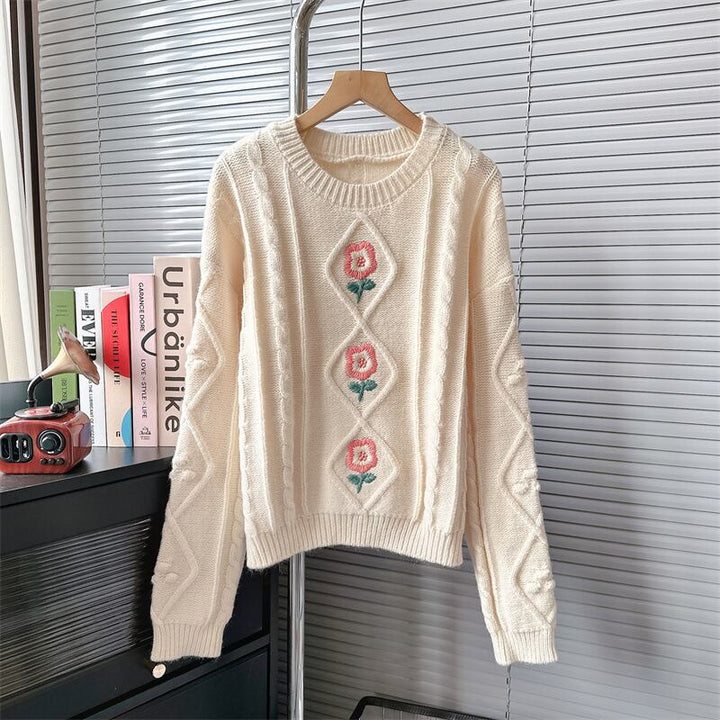 【tops】刺繍クルーネックニットセーター　M18547