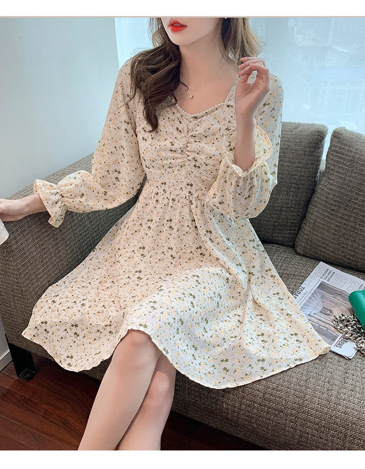 【dress】好感度UP一目惚れ清新花柄ワンピースオシャレ　M17068
