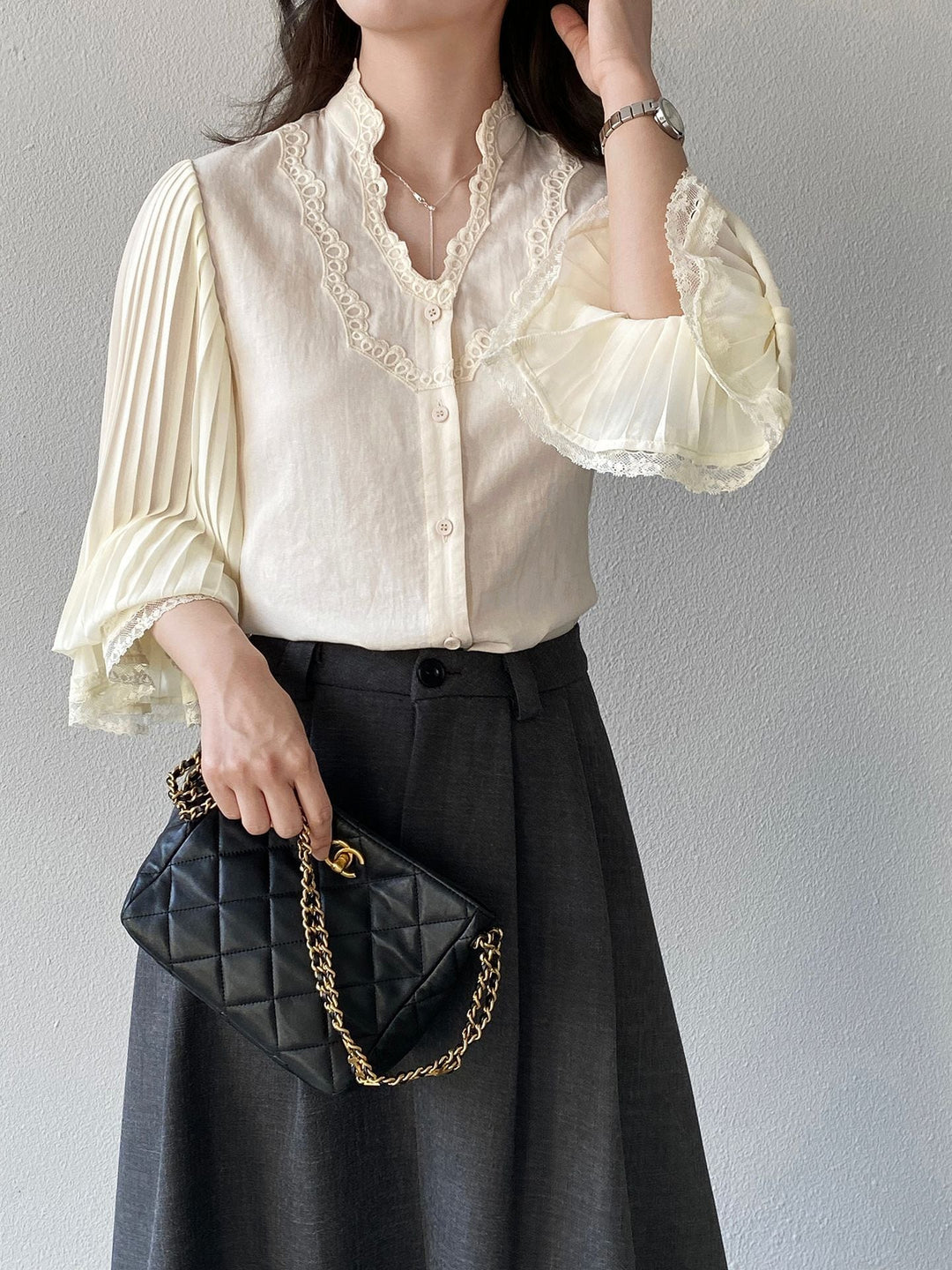 【tops】ベルシェイプカフスシャツ Q8247