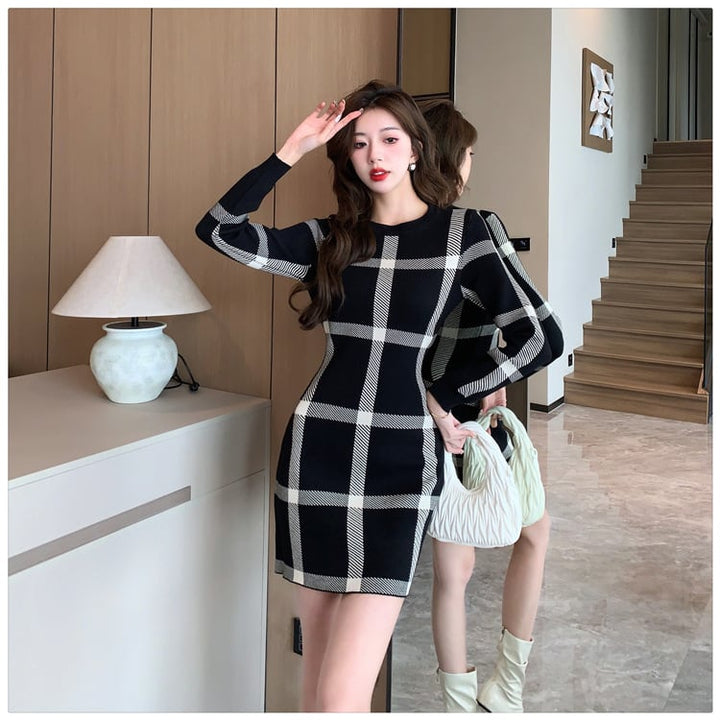 【dress】韓国系チェック柄ニットワンピース着瘦せ　M17626
