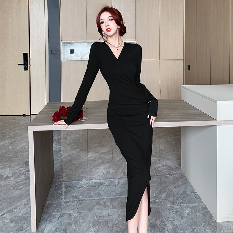 【dress】細身効果抜群♪Vネックスリットニットワンピース　M17486