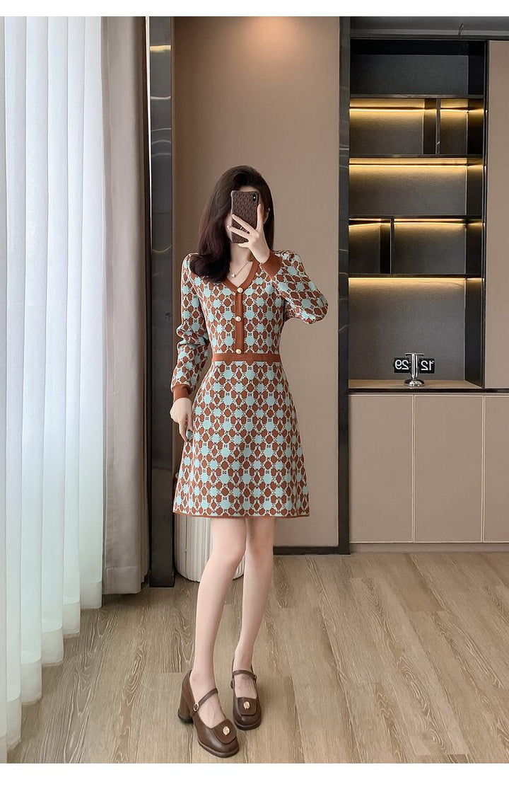 【dress】Vネックニットワンピース　M18606