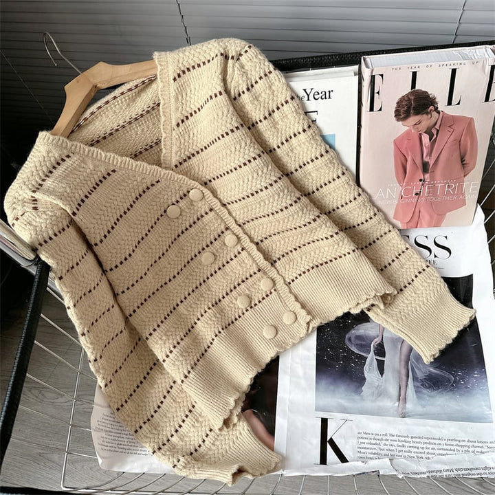 【outer】ダブルボタンVネックニットカーデ　M18275