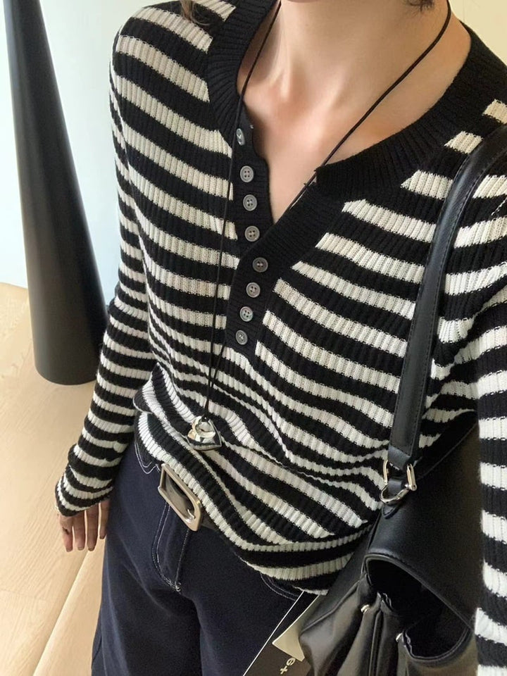 【tops】Vネックニットトップス　M26791