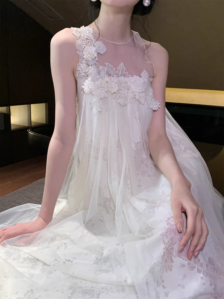 【dress】立体感フラワーノースリーブチュールワンピース Q8409