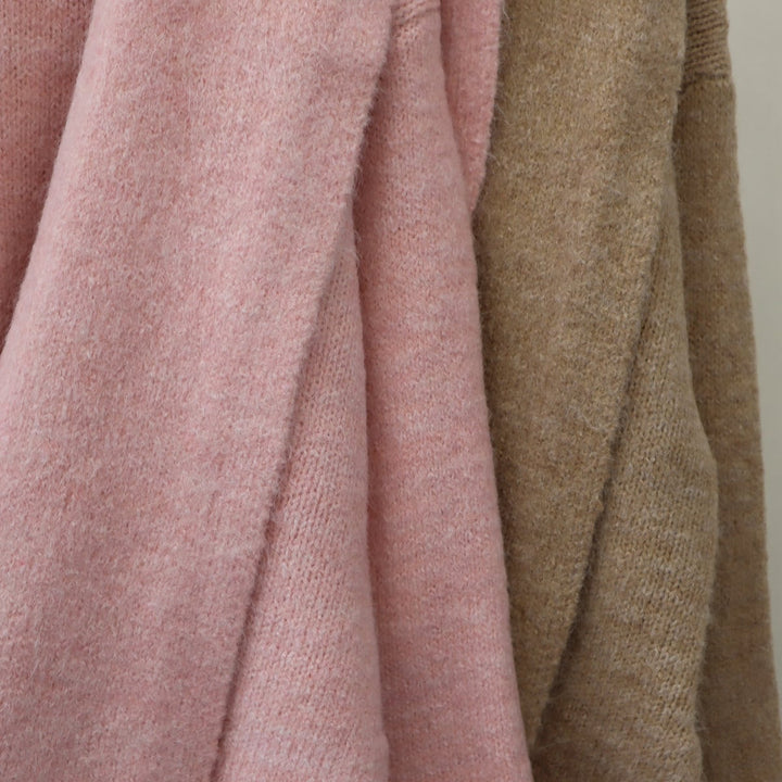 【tops】クルーネックニットセーターマフラー付き　M18174