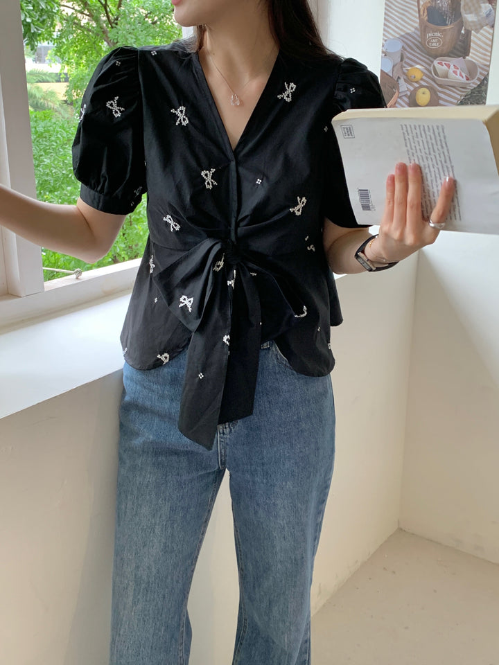 【tops】リボンプリントシャツトップス　M23890