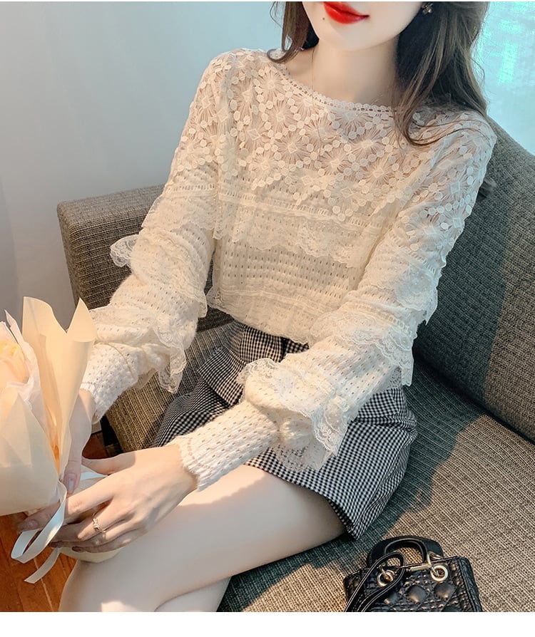 【tops】レースドッキングフリルトップス　M18402