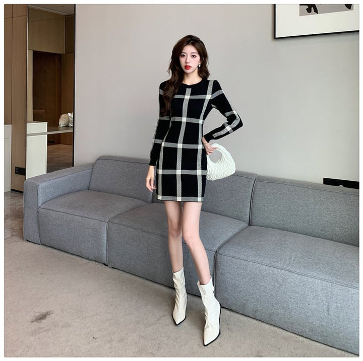 【dress】韓国系チェック柄ニットワンピース着瘦せ　M17626
