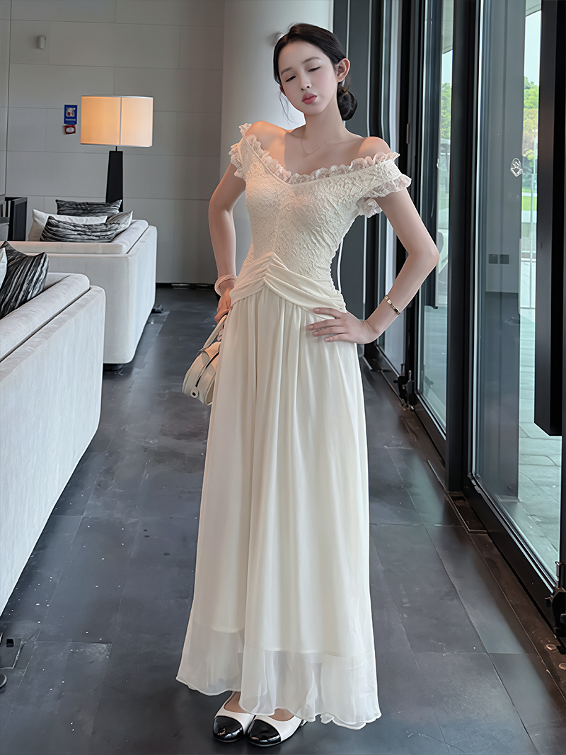 【dress】オフショルダーレースドッキングワンピース Q8633
