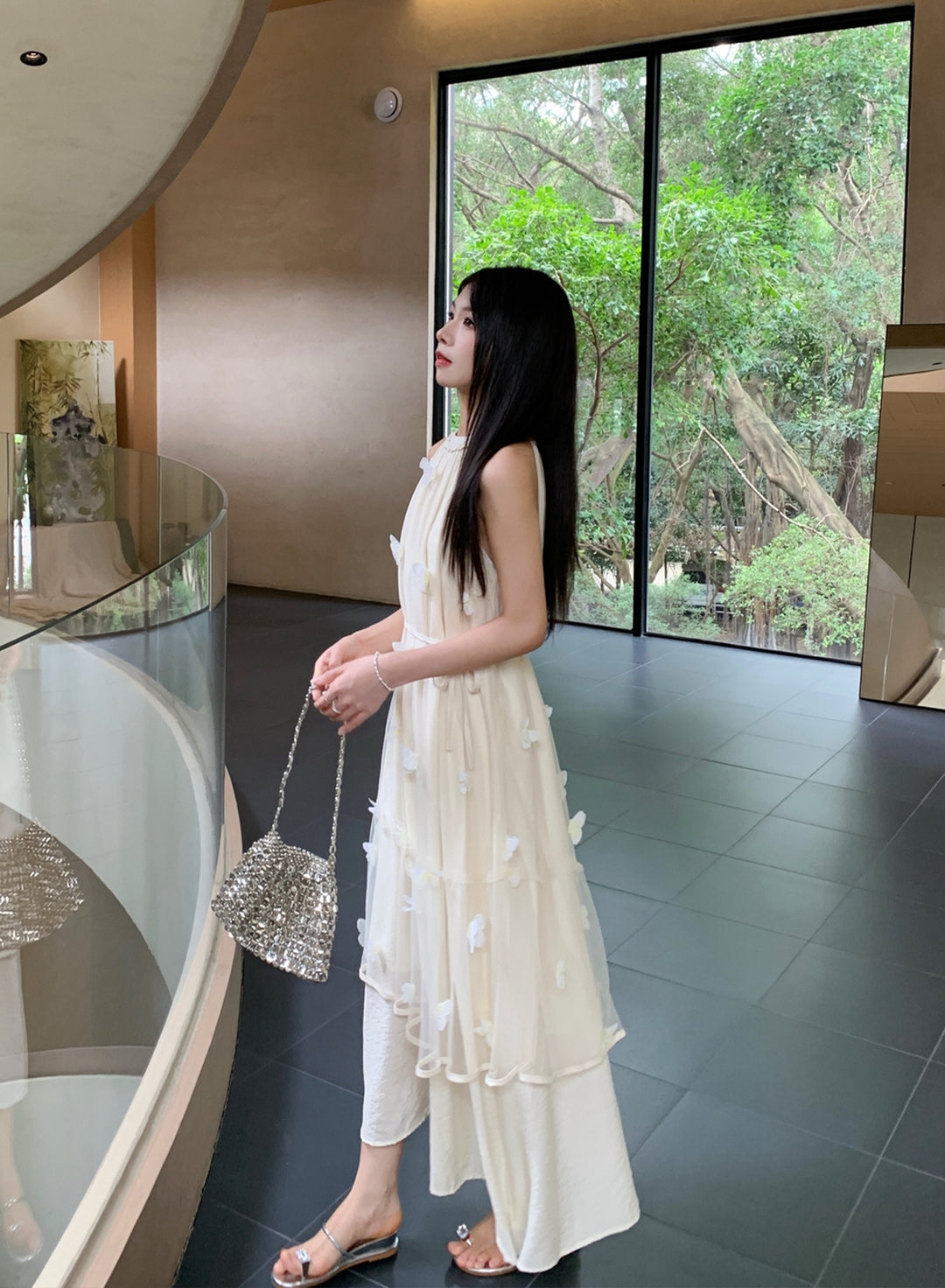 【dress】ノースリーブ立体感蝶ロングワンピース Q8662