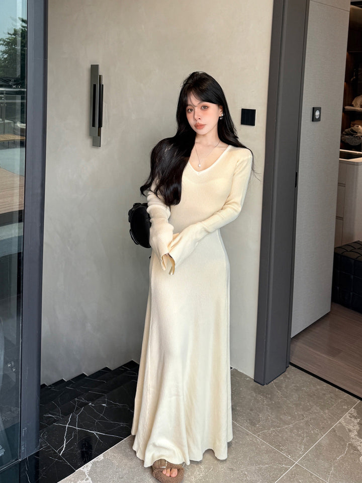 【dress】Vネックロングニットワンピース Q9181