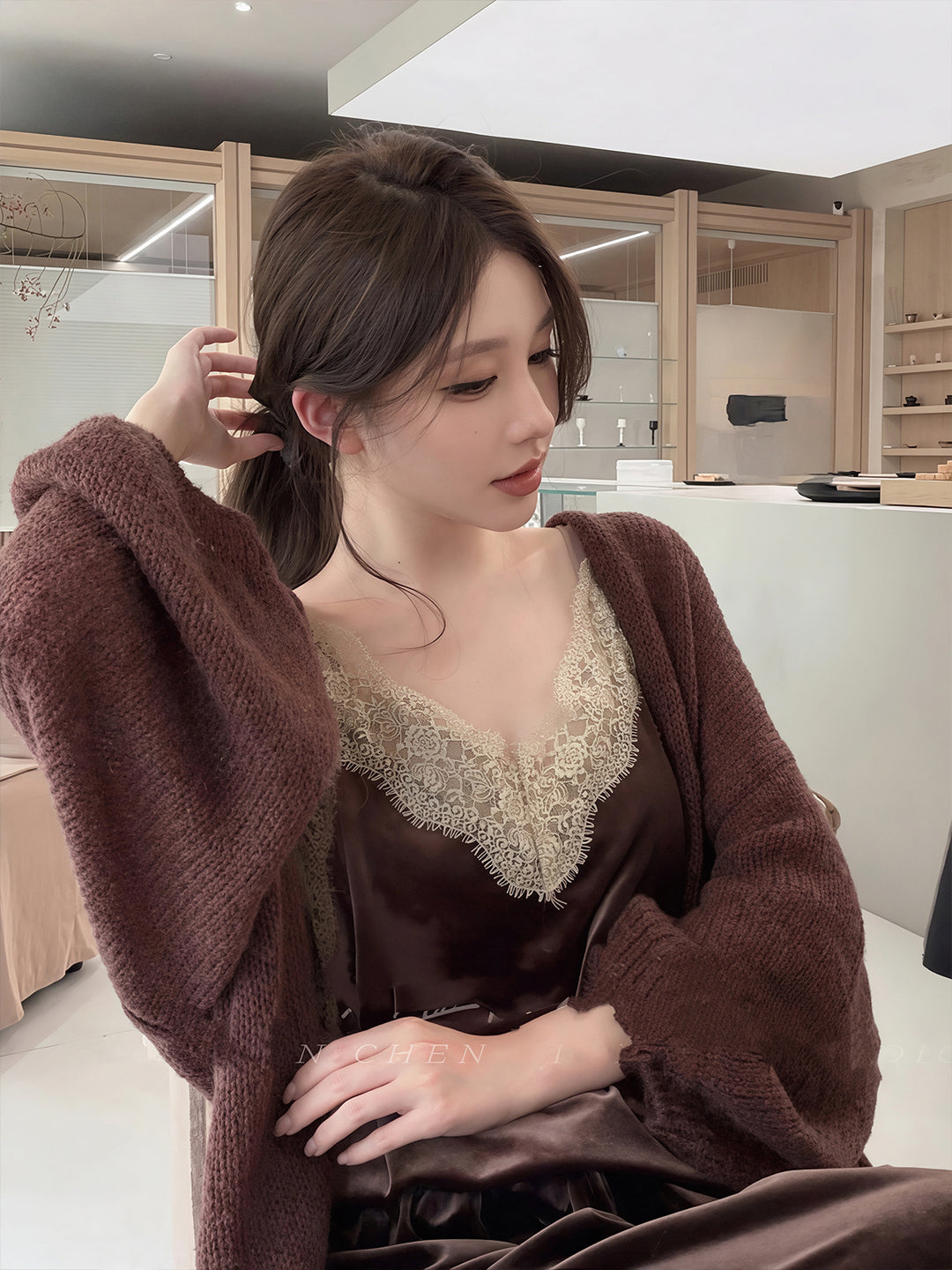 【set】レースドッキングベルベットキャミ×ニットカーディガン×ワイドパンツ3点セット Q9321