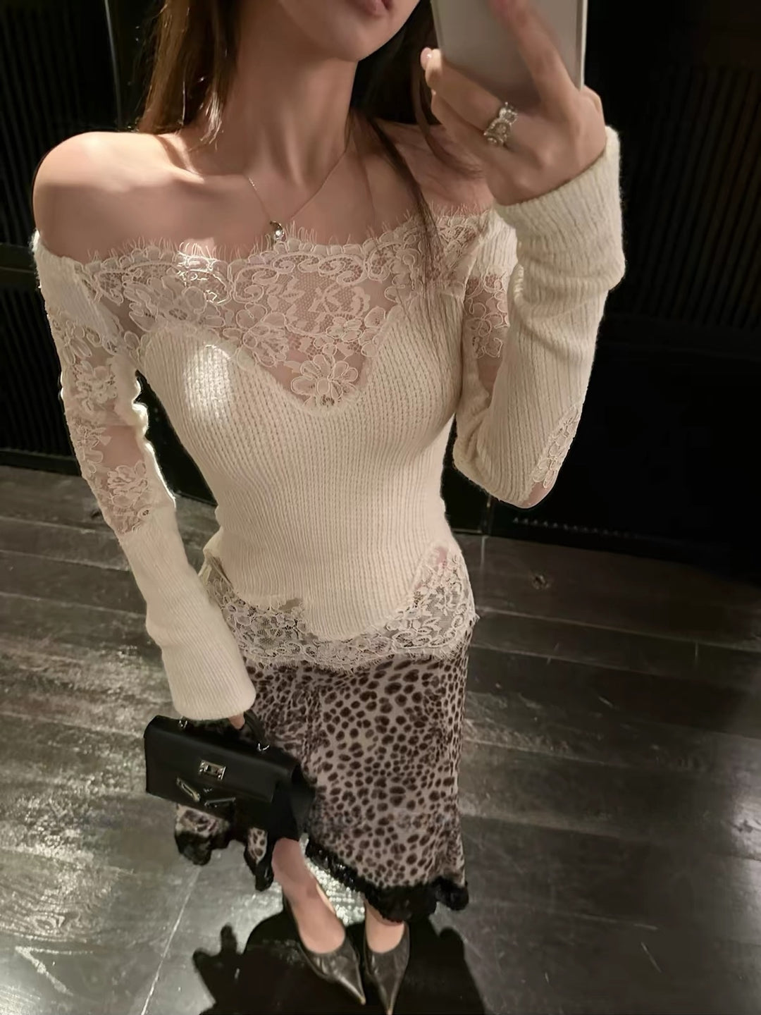 【tops】レースドッキングオフショルダーニットトップス Q9320