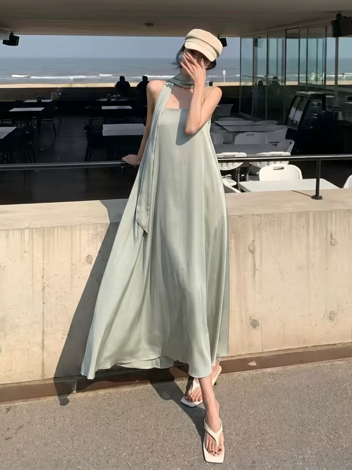 【dress】スカーフ付きサテンロングキャミワンピース Q8621