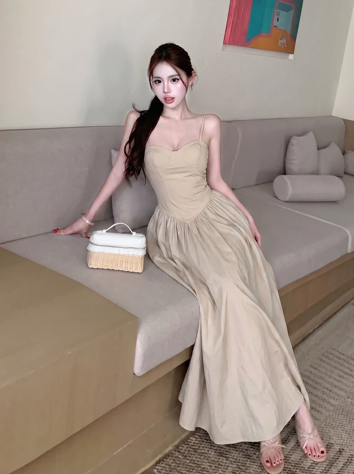 【dress】胸パット付きロングキャミワンピース Q8574