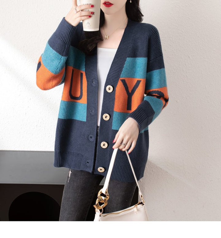 【outer】Vネック配色ニットカーディガン　M17850