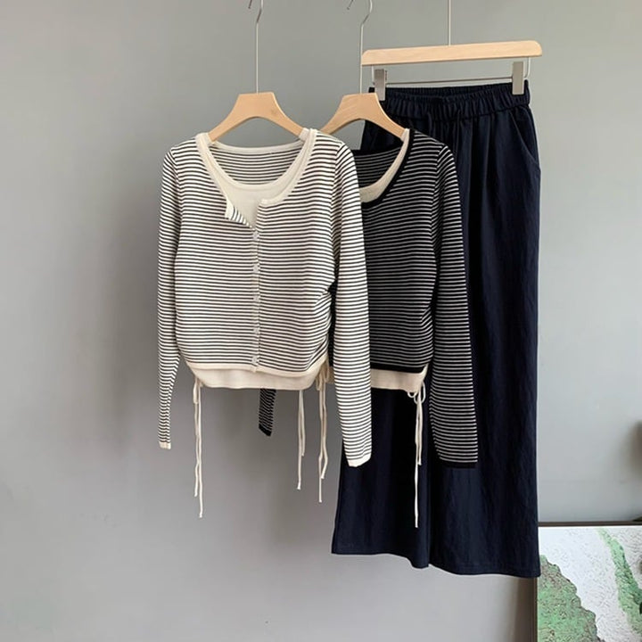 【tops】ボーダー柄切り替えニットトップス　M26522