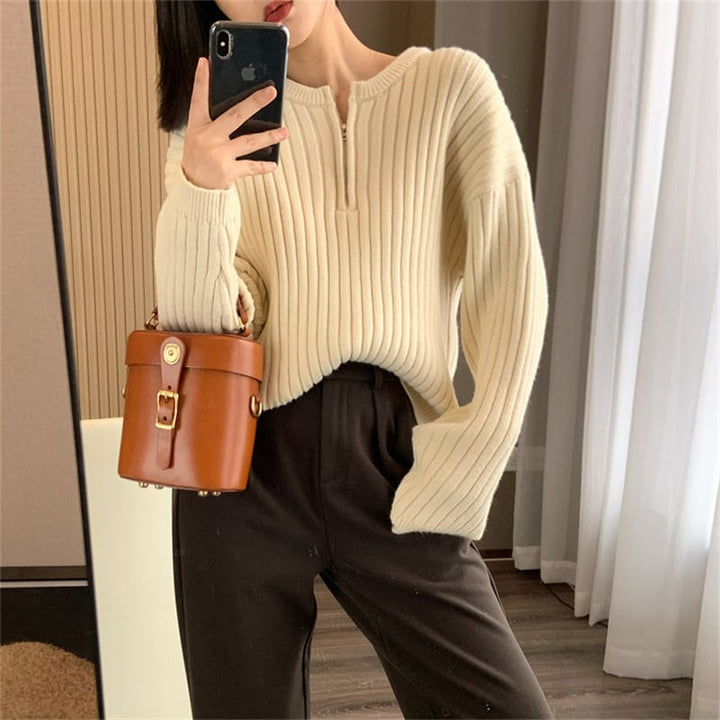 【tops】ファスナークルーネックニットセーター　M17816